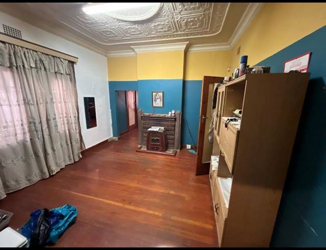 6 BEDROOM HOUSE FOR SALE IN WYCHWOOD